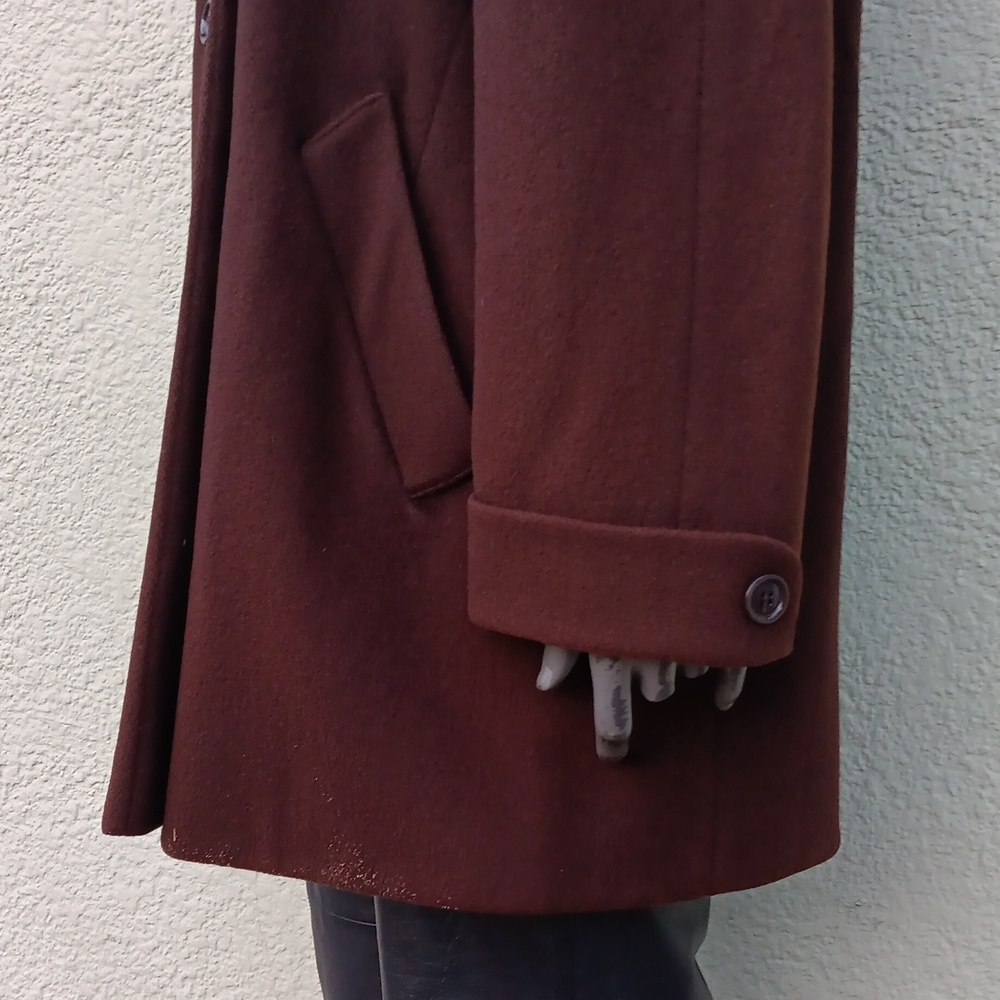 Larry Levine Ladies Vintage Pure Wool Double Breasted Pea Coat with Wide Lapels - Picture 16 of 16